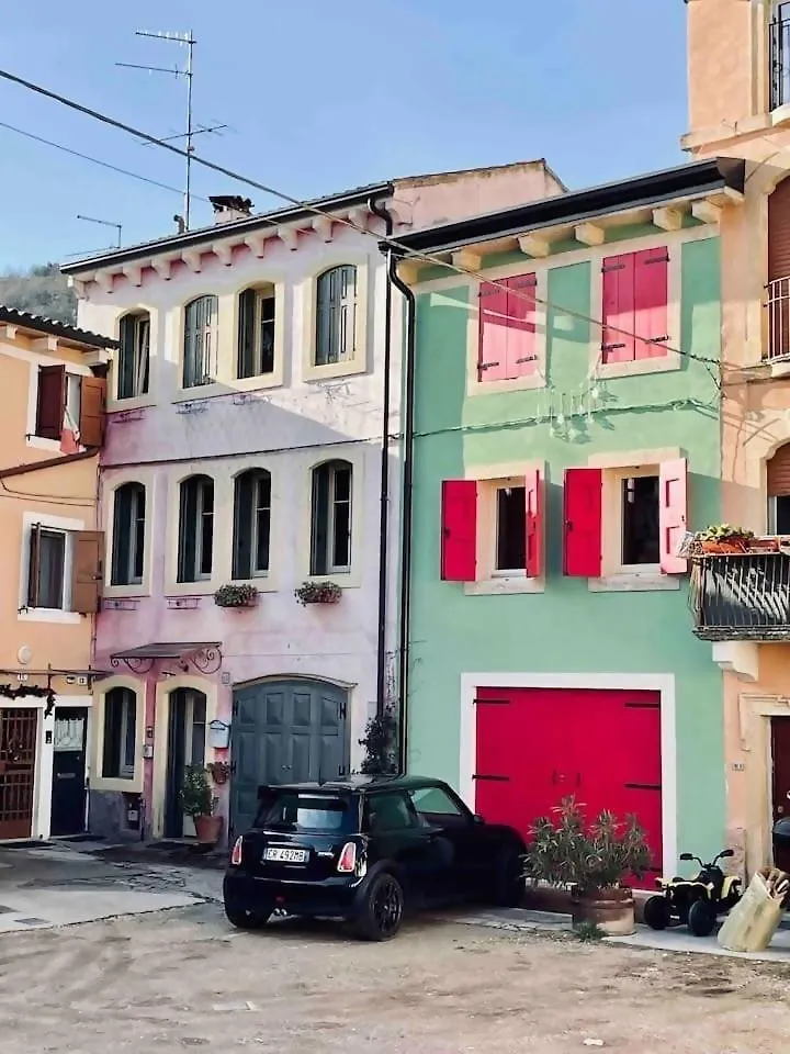 Romeos Cottage Public Free Parking Bike Rental Verona